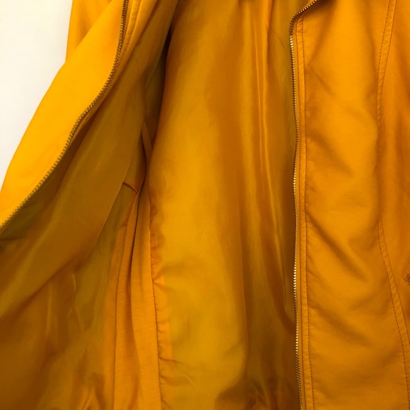 Women’s Kenneth Cole Reaction leather jacket. - Picture 5 of 6